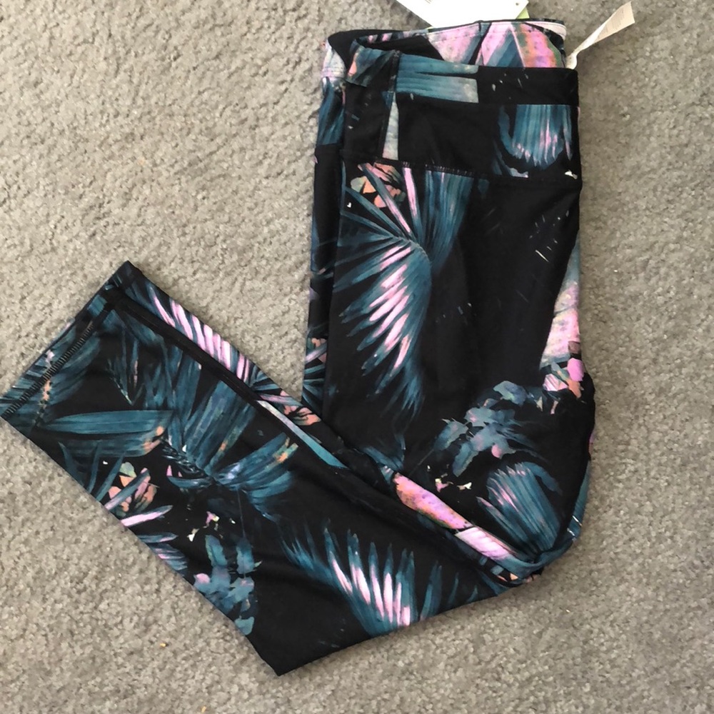 Patterned leggings
